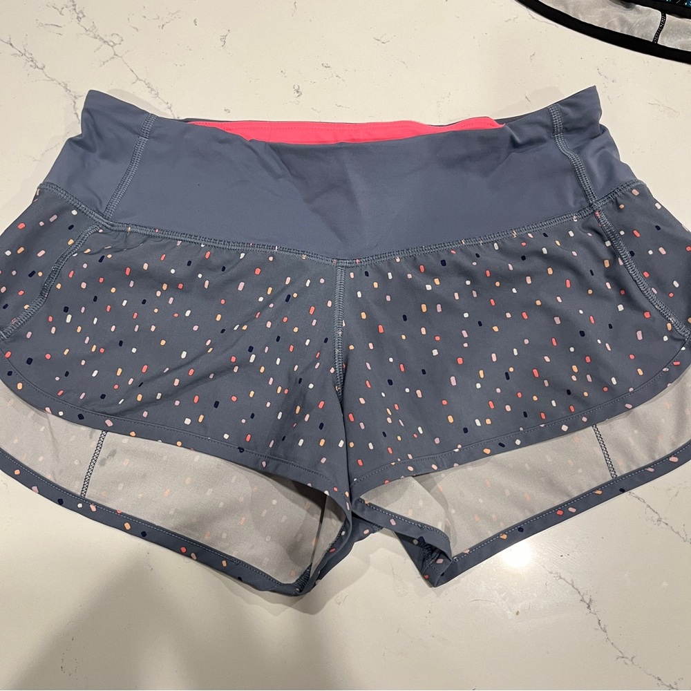 Set of 4 Lululemon Speed Up Running Shorts Size 6 - Picture 9 of 14